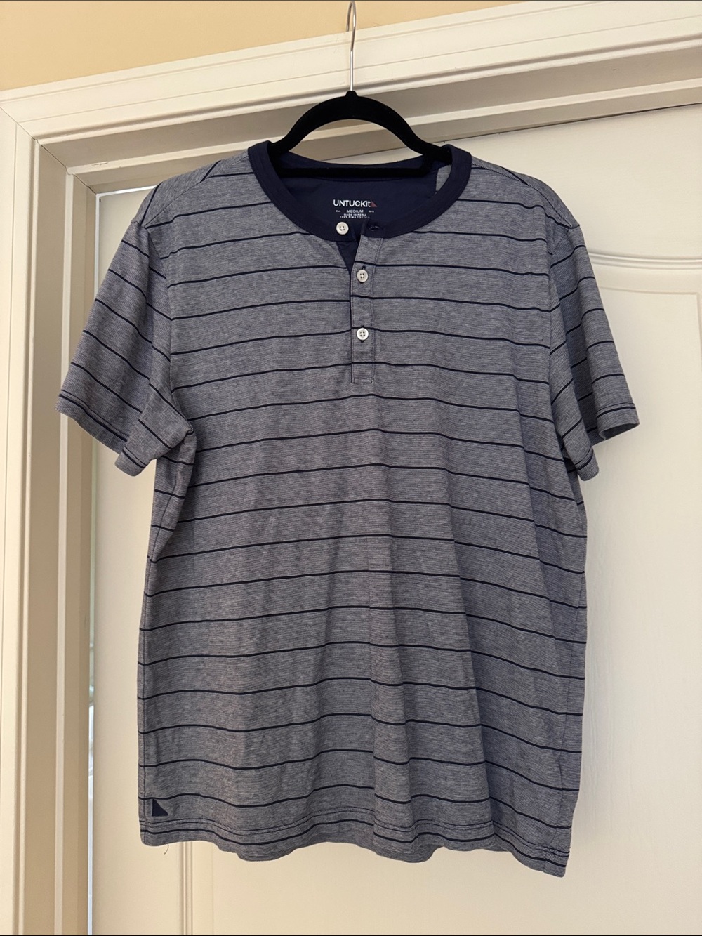 Medium- UNTUCKit Navy Trim Grey Striped Henley Polo